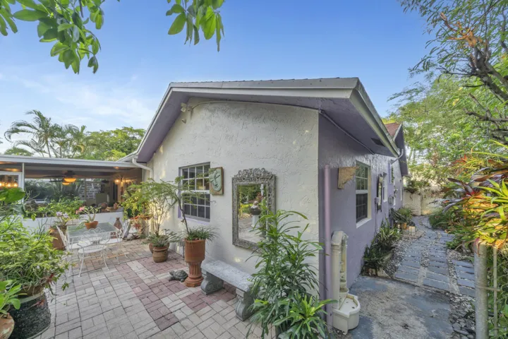 17 Backyard Views (22)