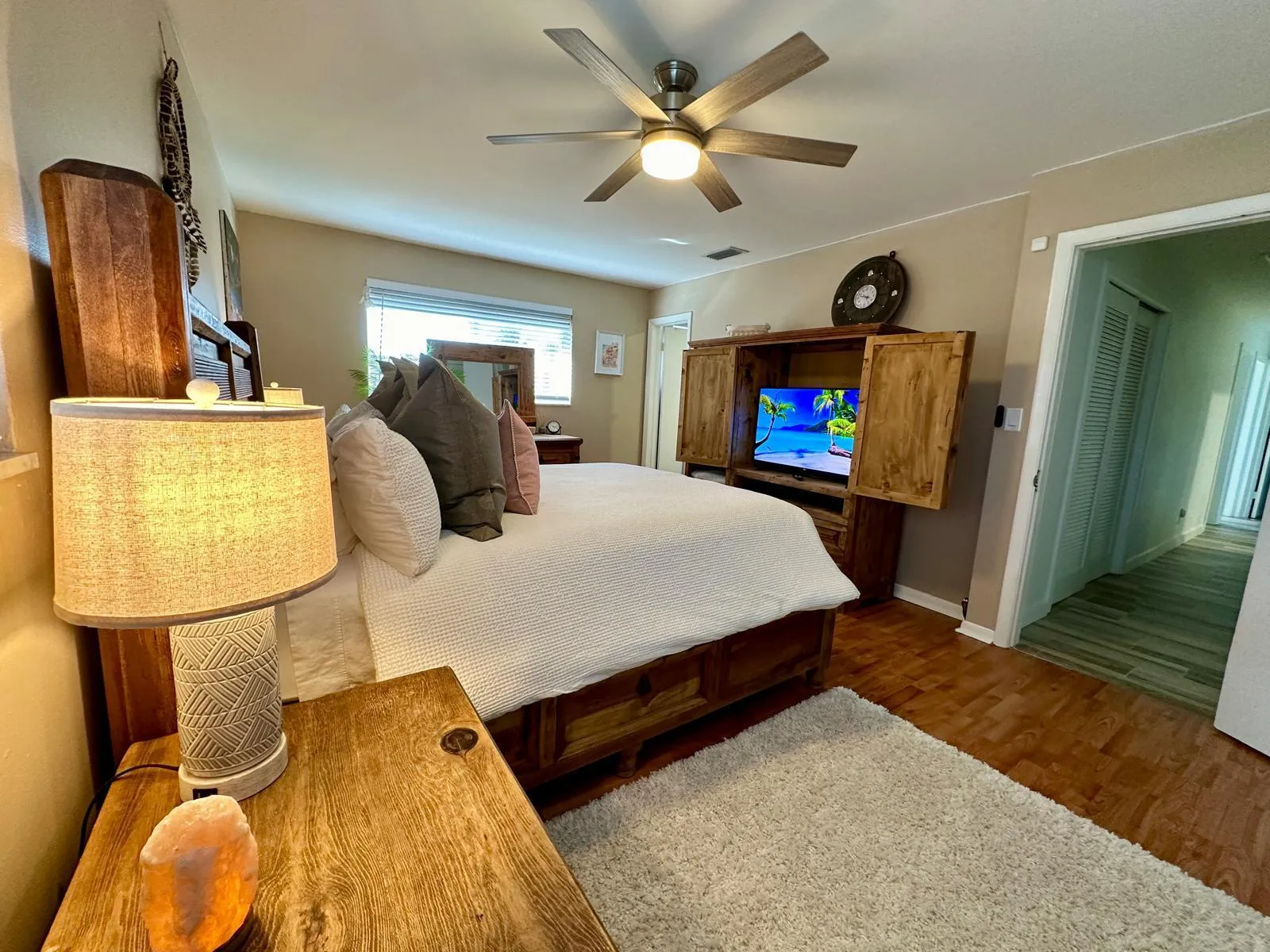 Second master suite