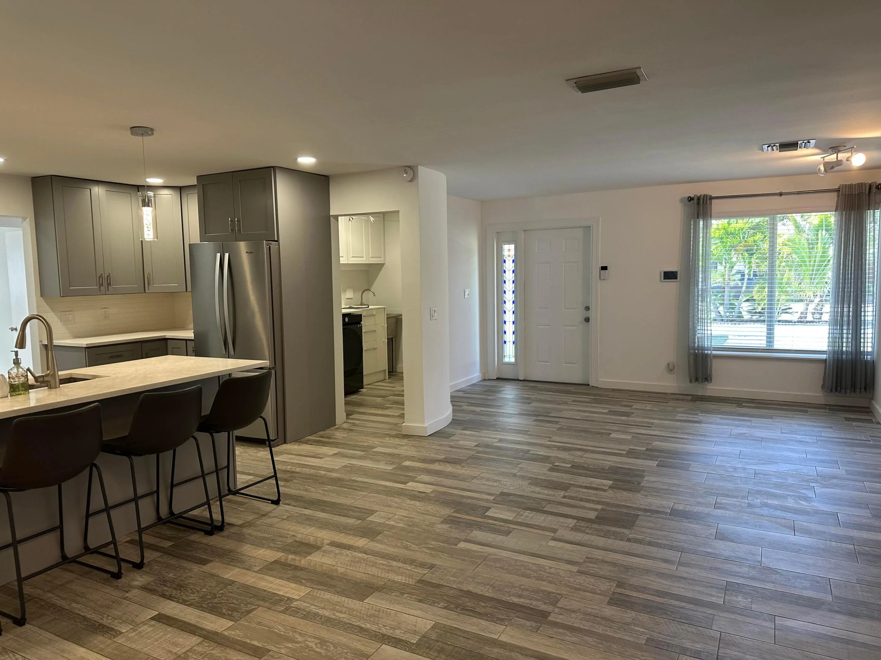 Main Living & Kitchen