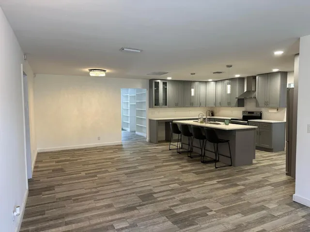 Main Living & Kitchen