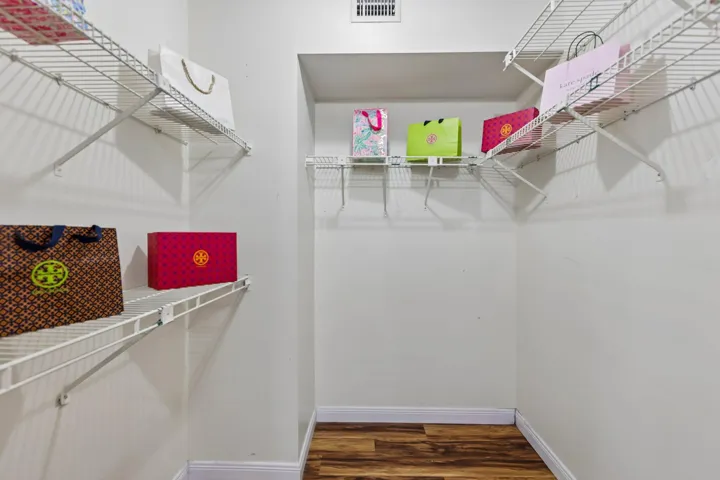 37-web-or-mls-SW 118th Ter-S0107-037