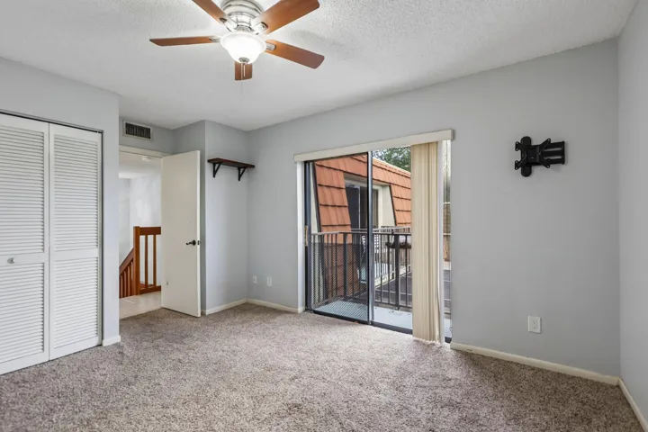 27-web-or-mls-SW 118th Ter-S0107-027
