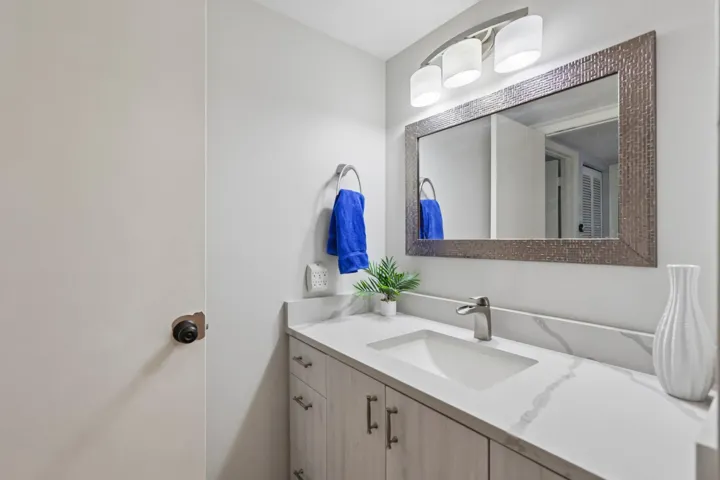 31-web-or-mls-SW 118th Ter-S0107-031
