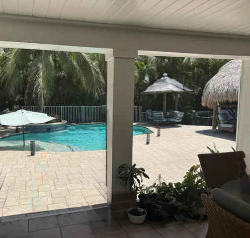 No-see screens on patio