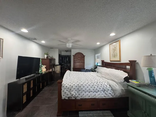 Primary suite