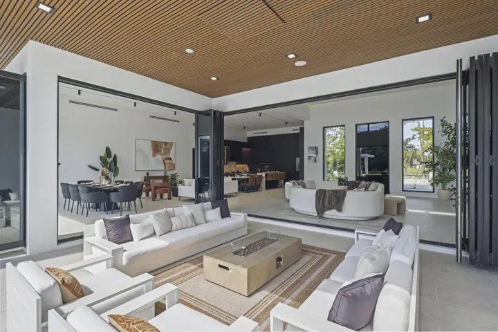 6676 Northwest 66th Way - 38.jpg-FULL