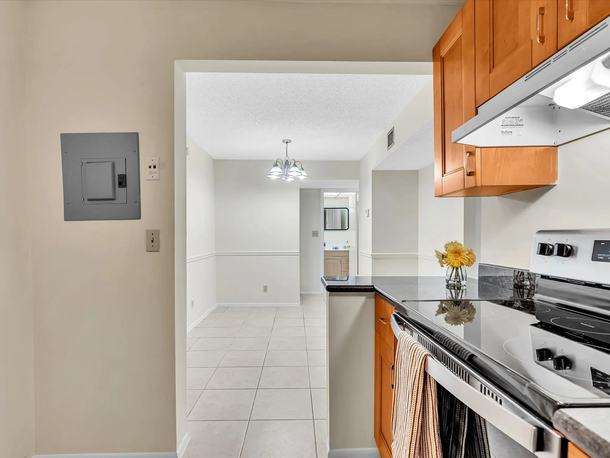 Kitchen - Dining