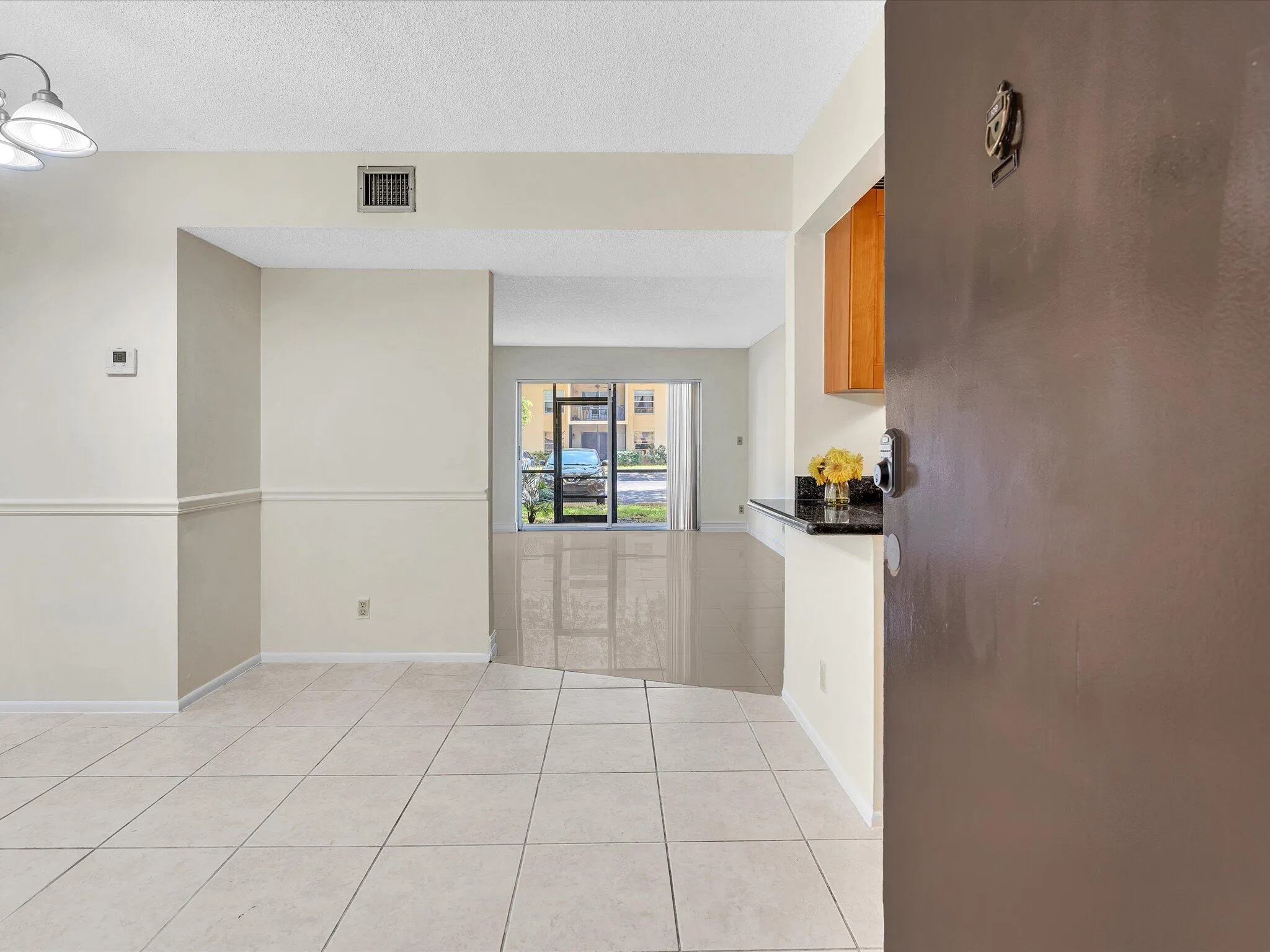 2 Bed 2 Bath