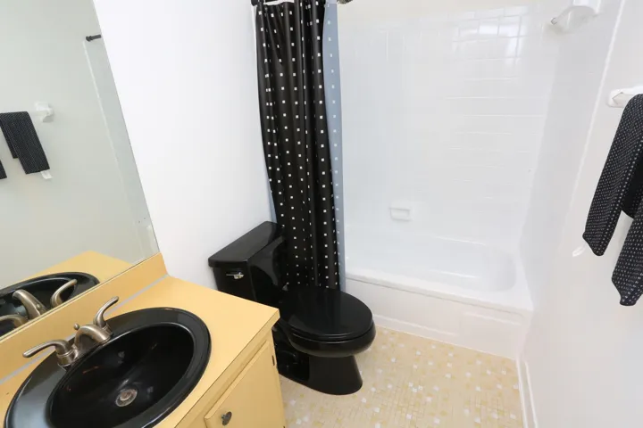 Guest bathroom