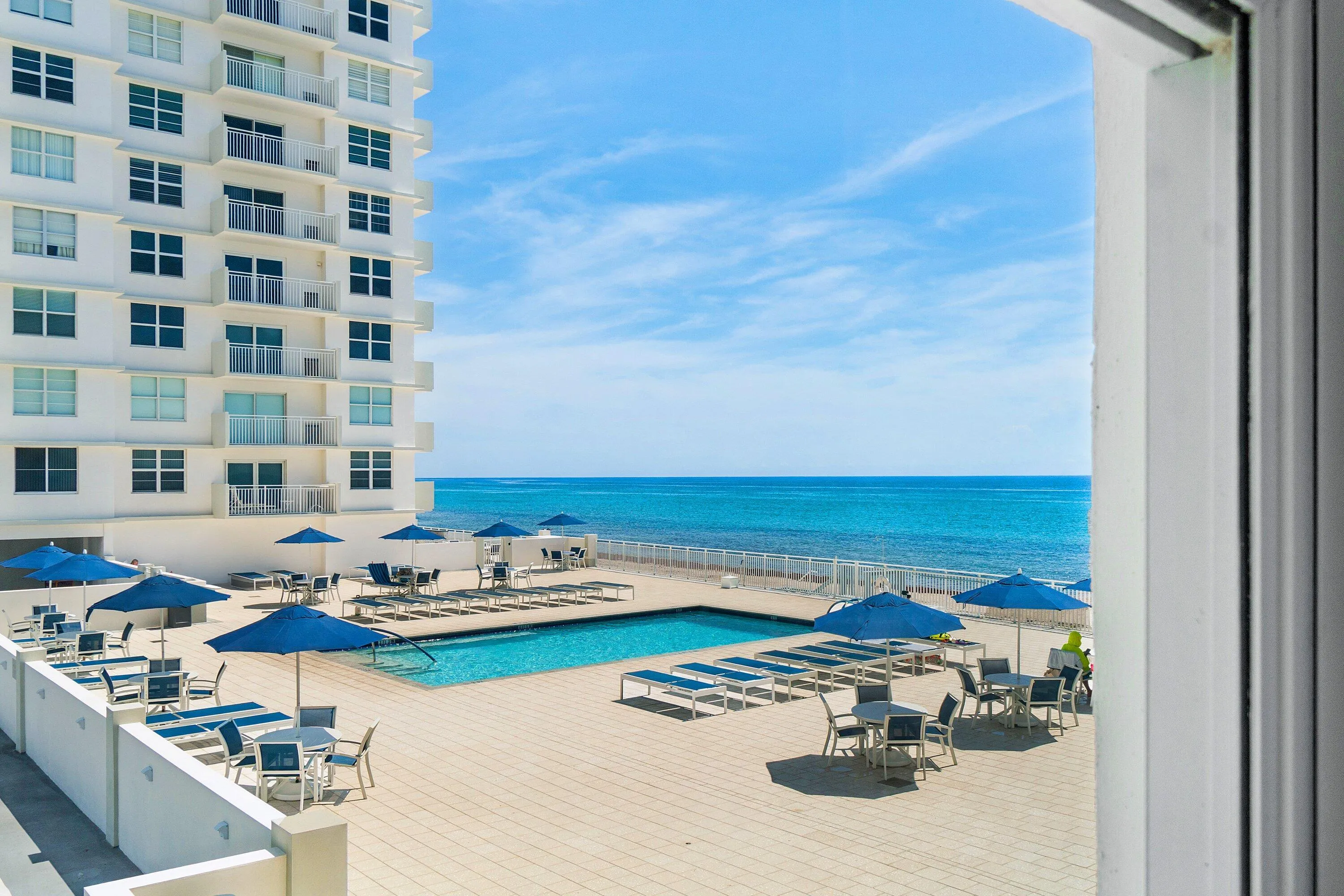 030-4511SouthOceanBoulevard-HighlandBeac