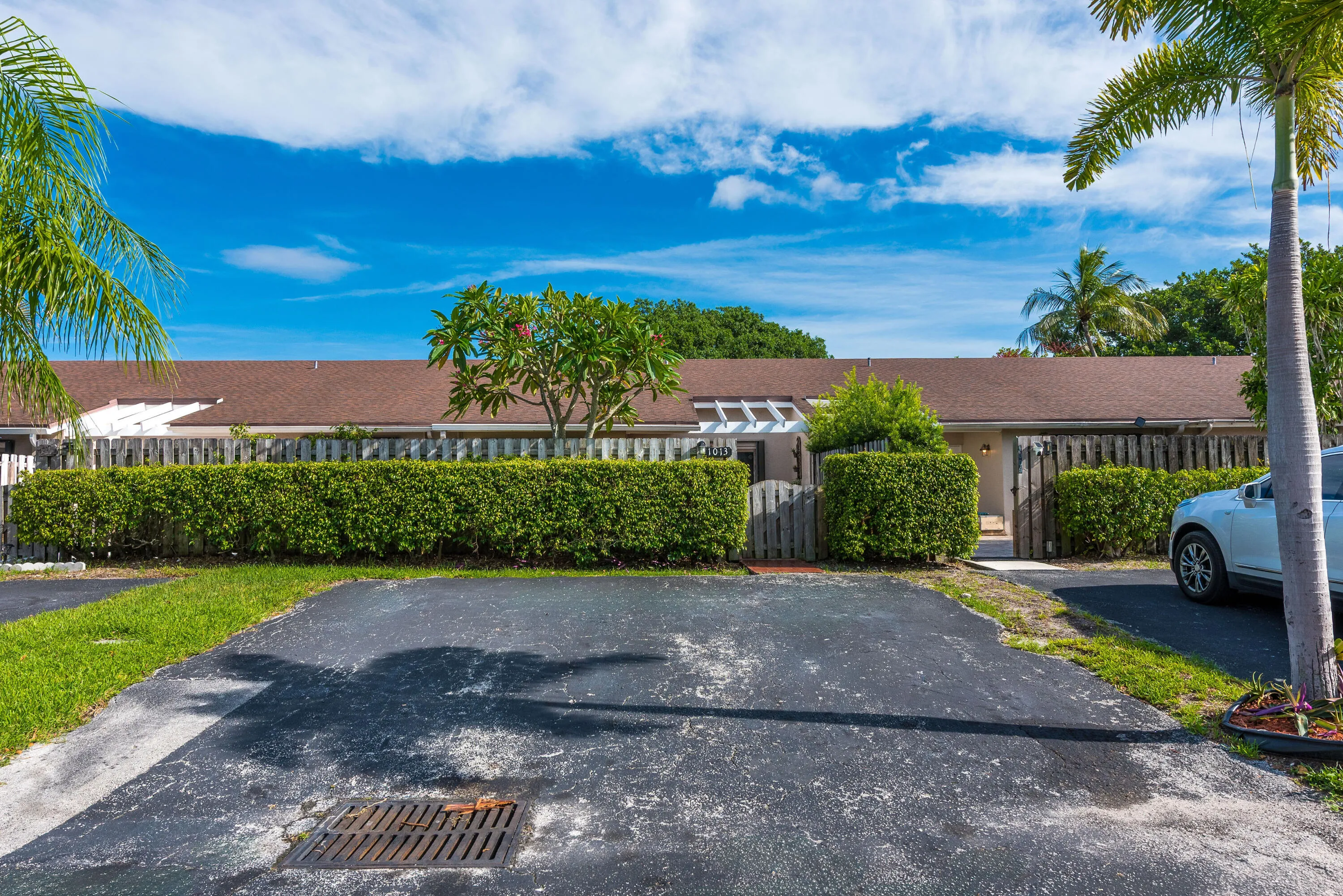 1013NW53rdStDeerfieldBeach-32