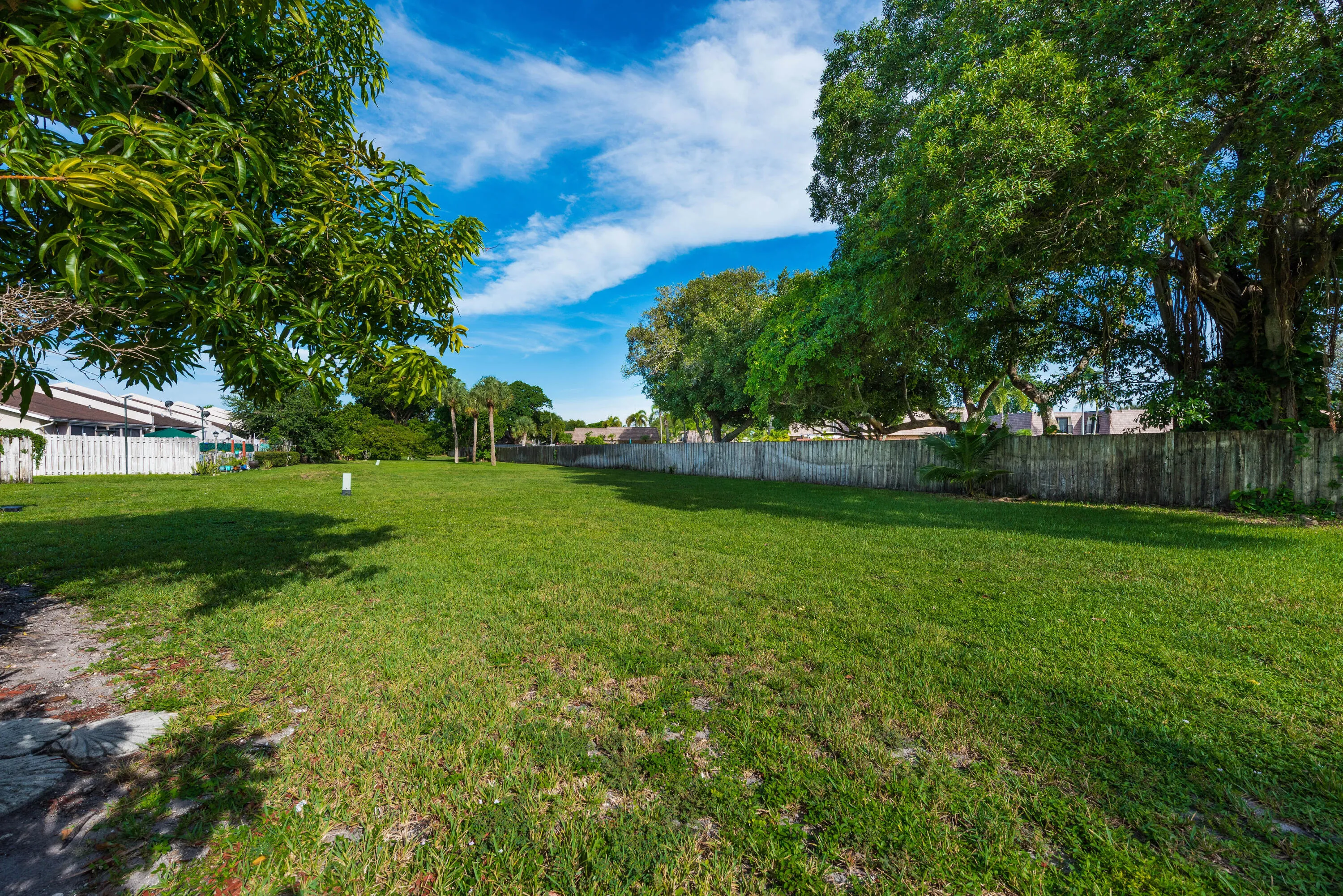1013NW53rdStDeerfieldBeach-25