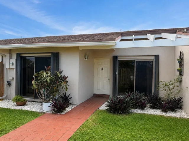 1013 NW 53rd St
