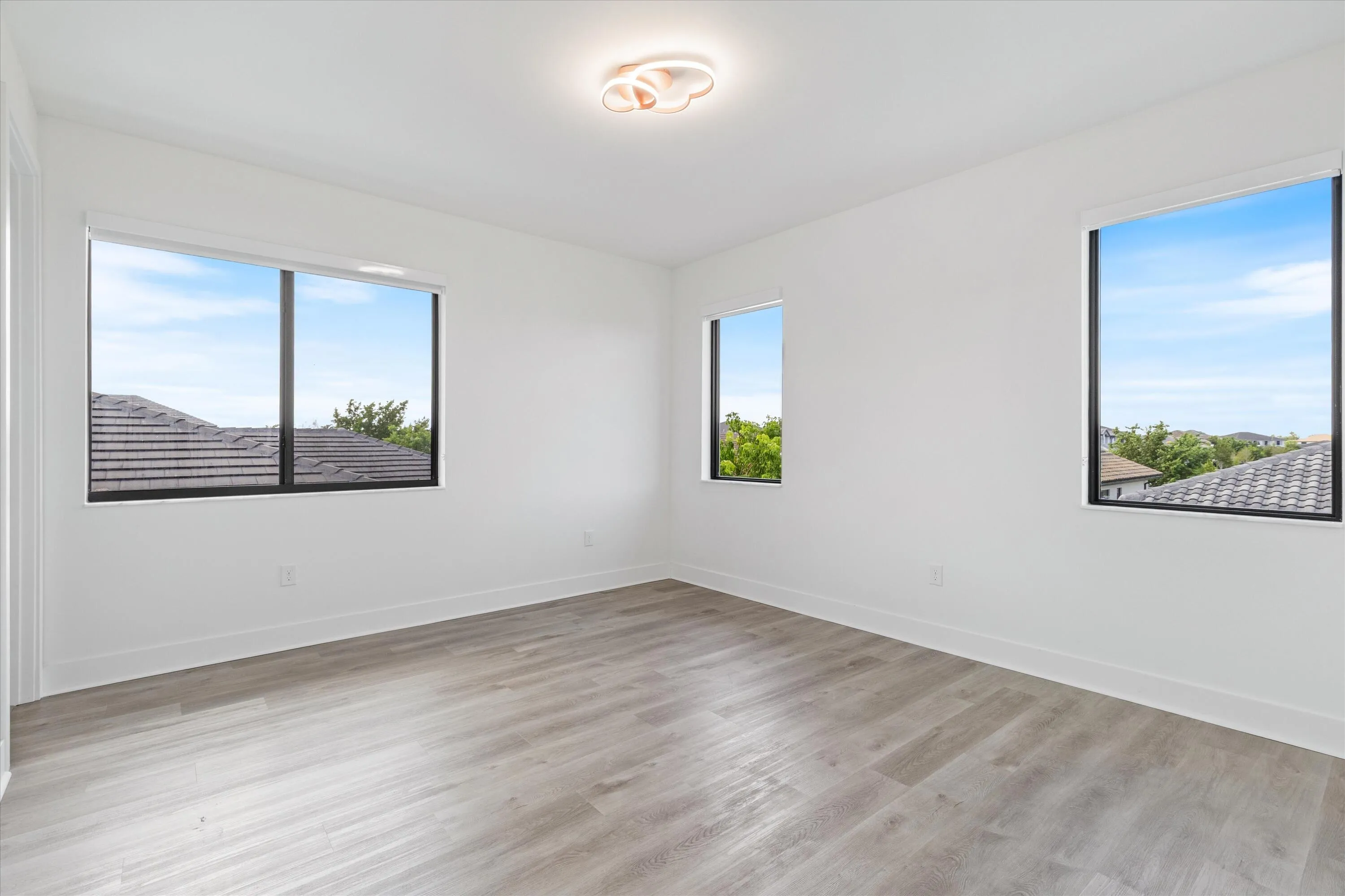 5th bedroom 2nd floor