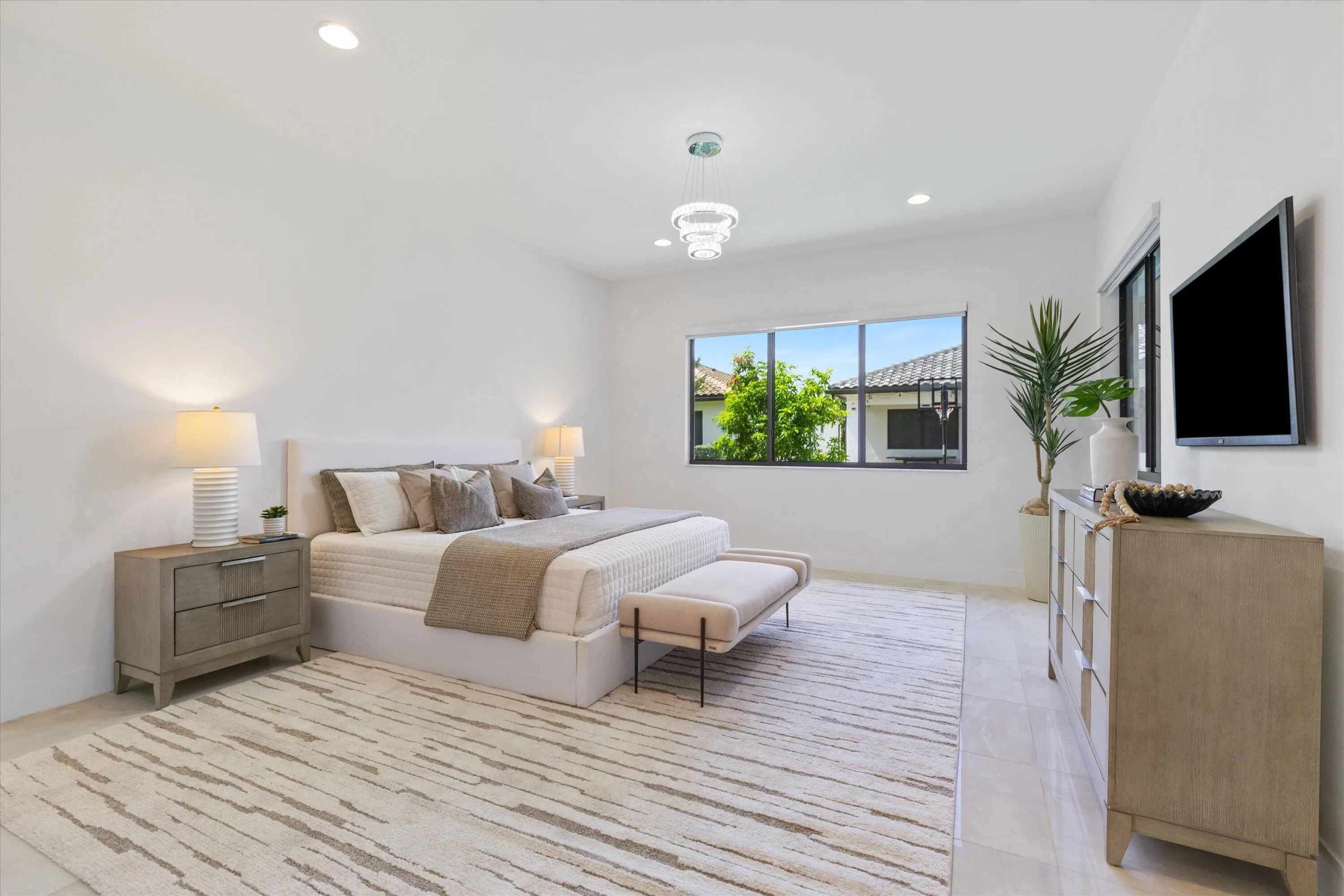 Master Bedroom 1st floor