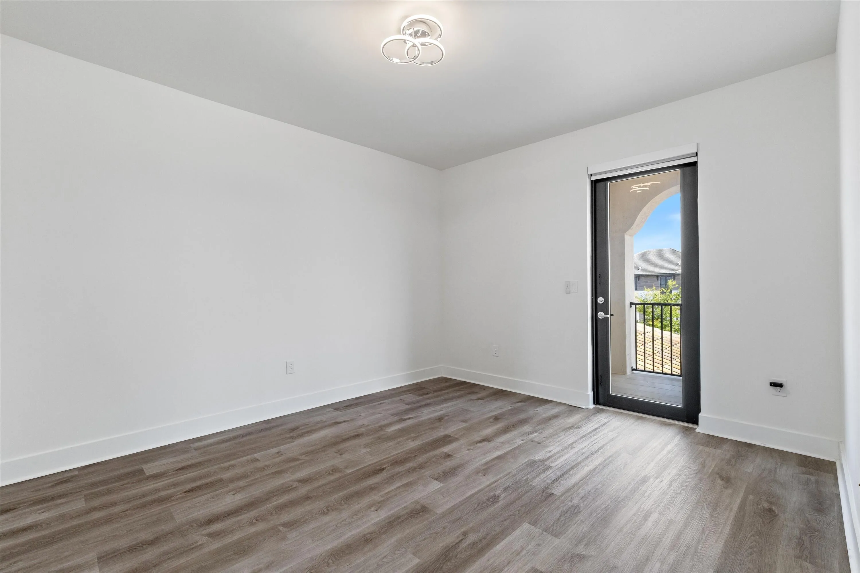 3rd bedroom w balcony 2nd floor