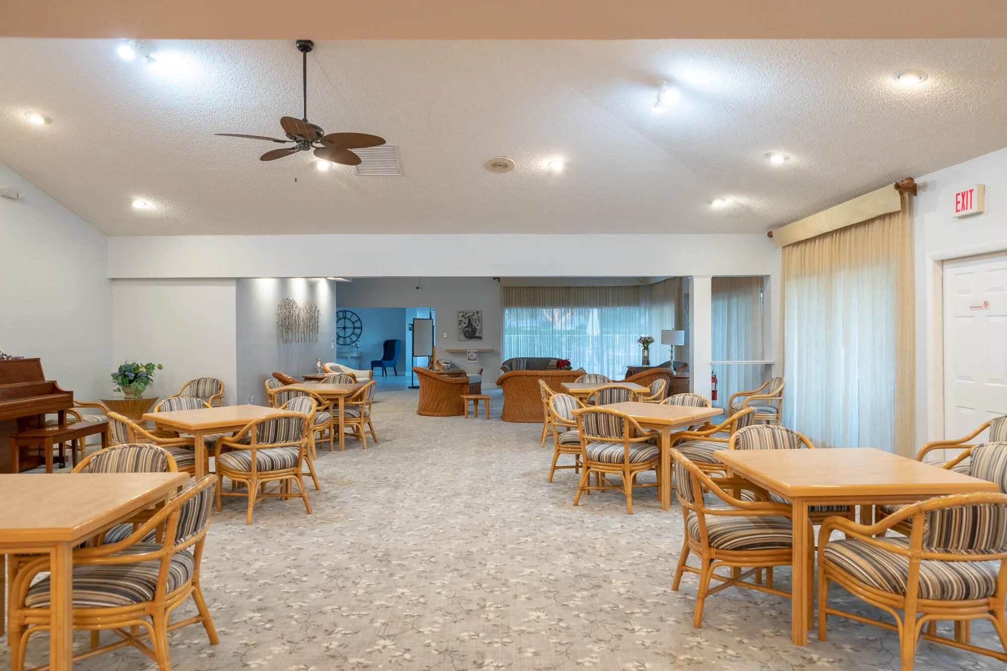Amenities (9)