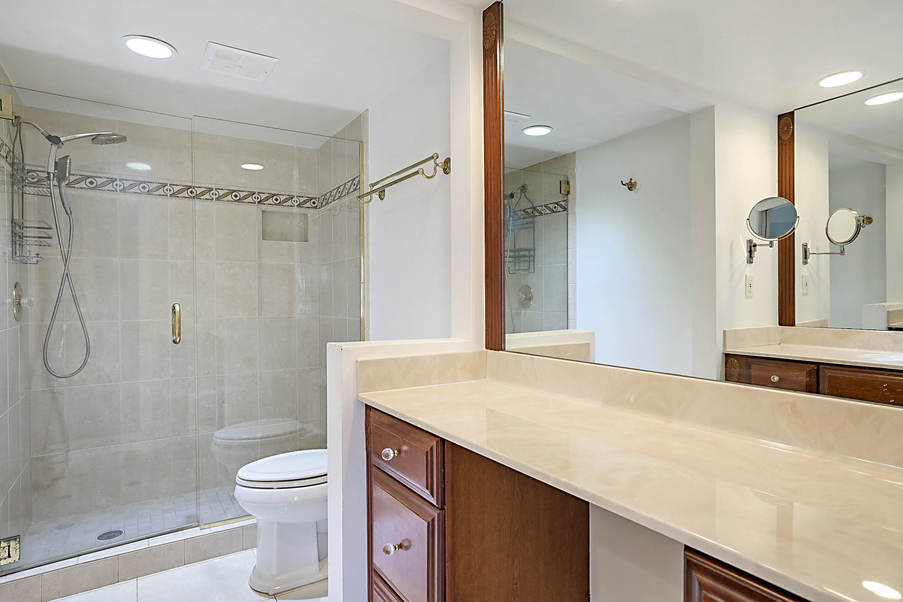 300 Intracoastal Place Apt 204-23
