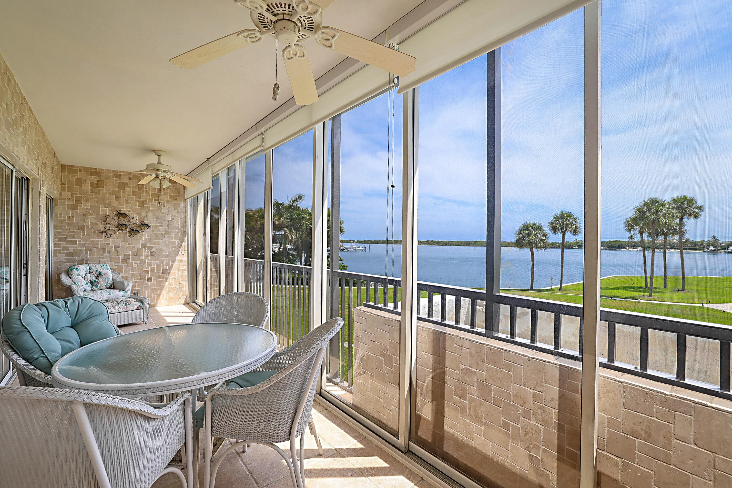 300 Intracoastal Place Apt 204-28