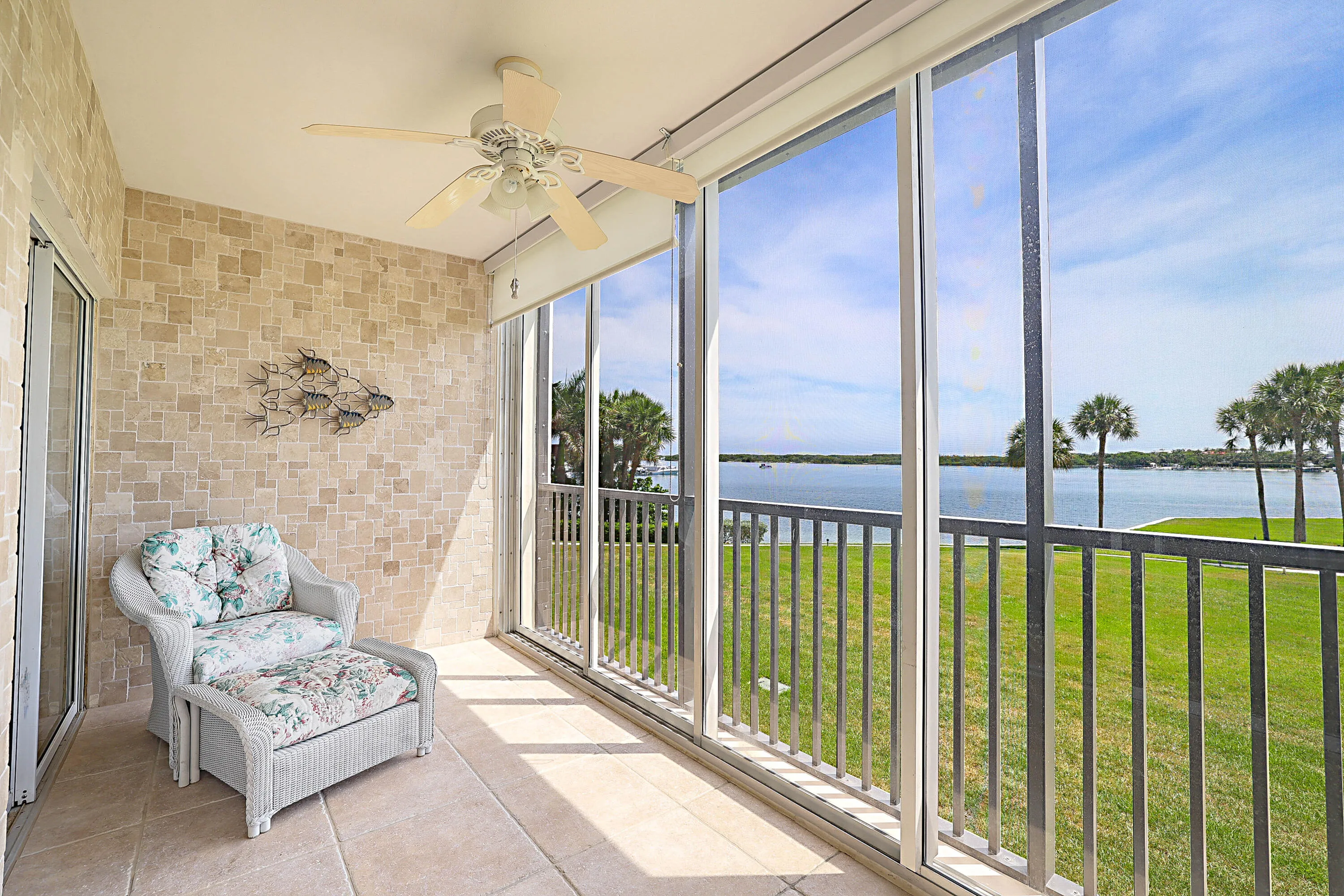 300 Intracoastal Place Apt 204-30