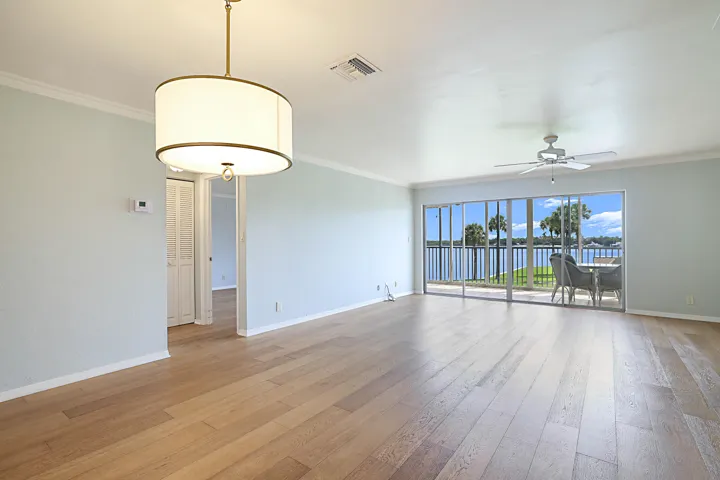 300 Intracoastal Place Apt 204-5