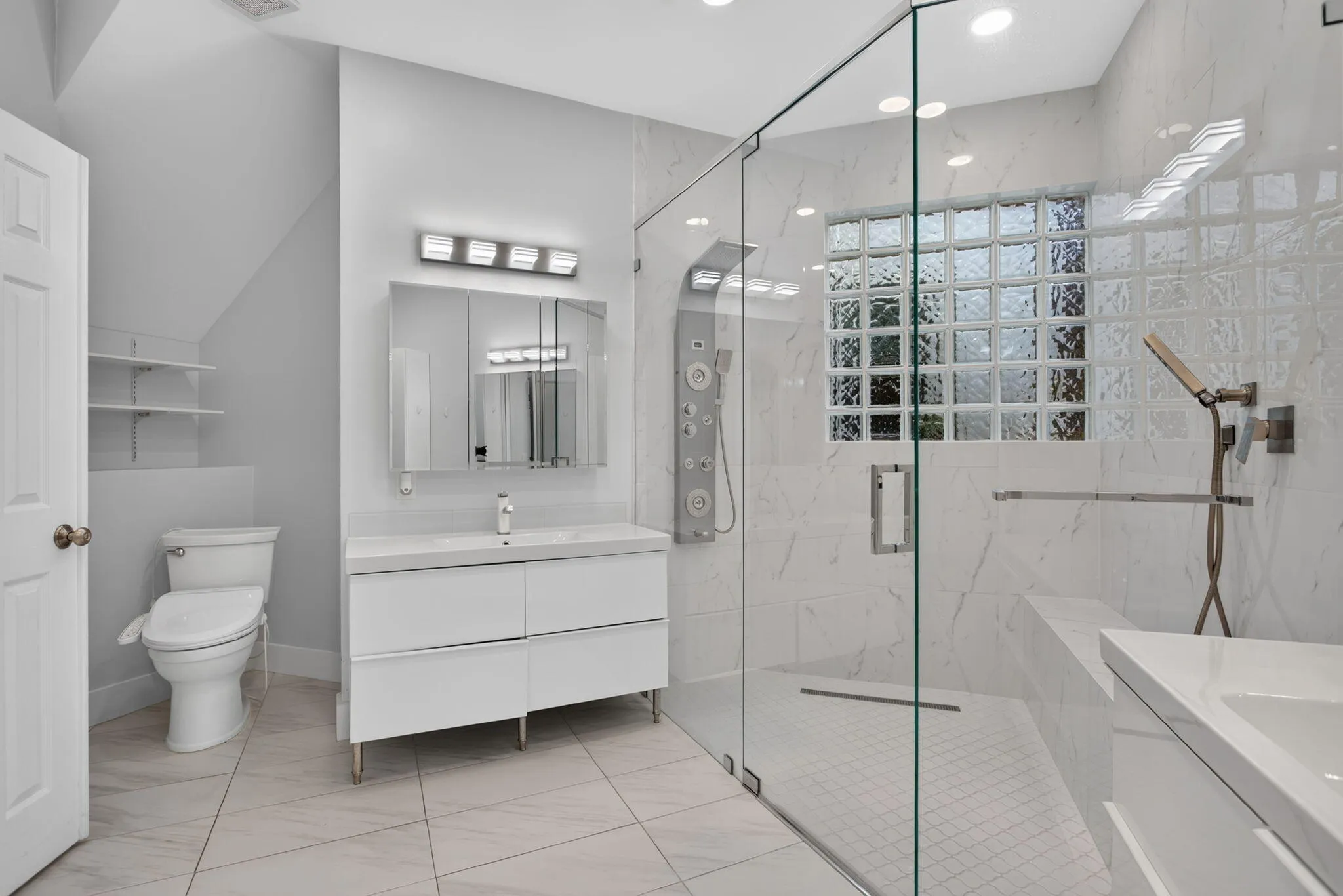 37-web-or-mls-7087-4563