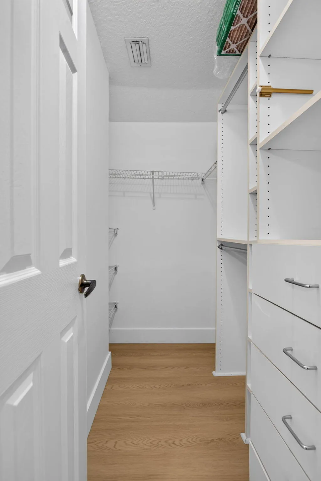 48-web-or-mls-7087-4616