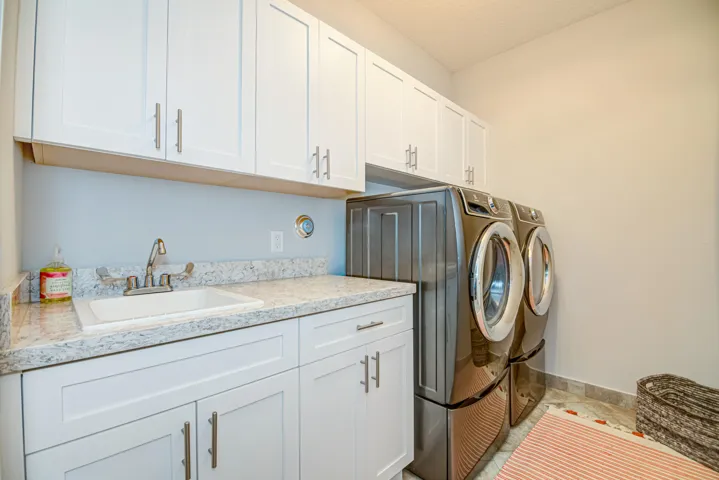 43-Laundry Room