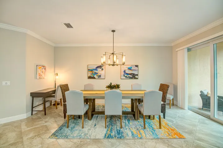 16-Dining Room