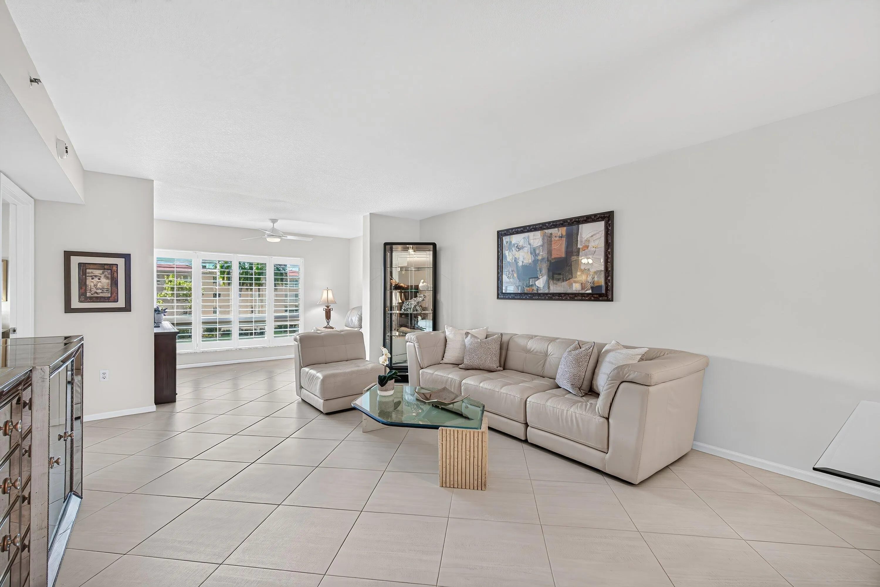 017-12540MajestyCircle-303-BoyntonBeach-