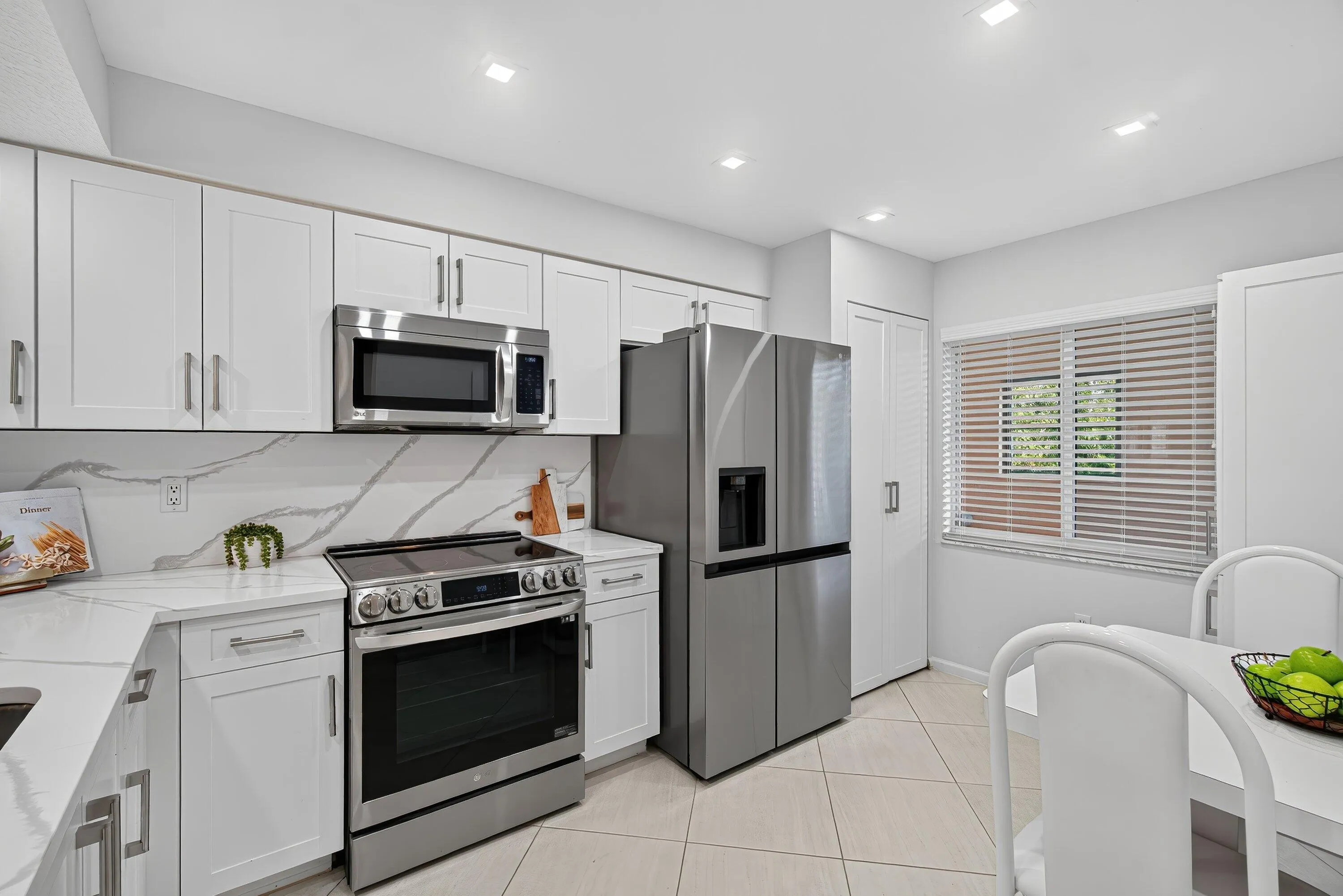 005-12540MajestyCircle-303-BoyntonBeach-