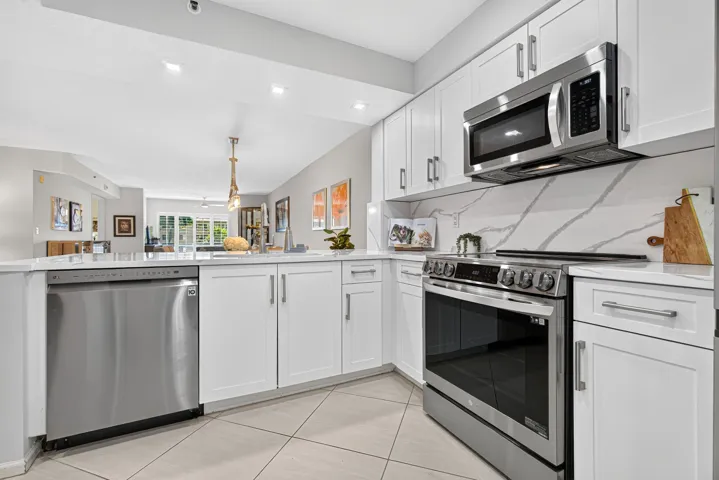 011-12540MajestyCircle-303-BoyntonBeach-