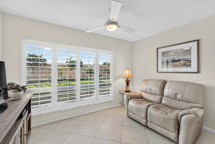 022-12540MajestyCircle-303-BoyntonBeach-