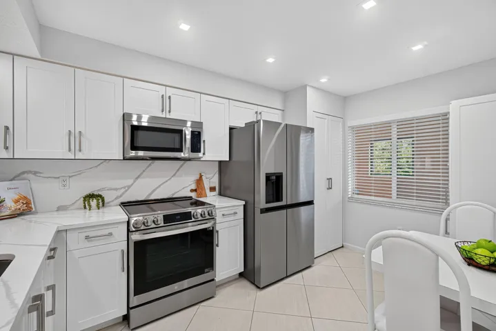 005-12540MajestyCircle-303-BoyntonBeach-