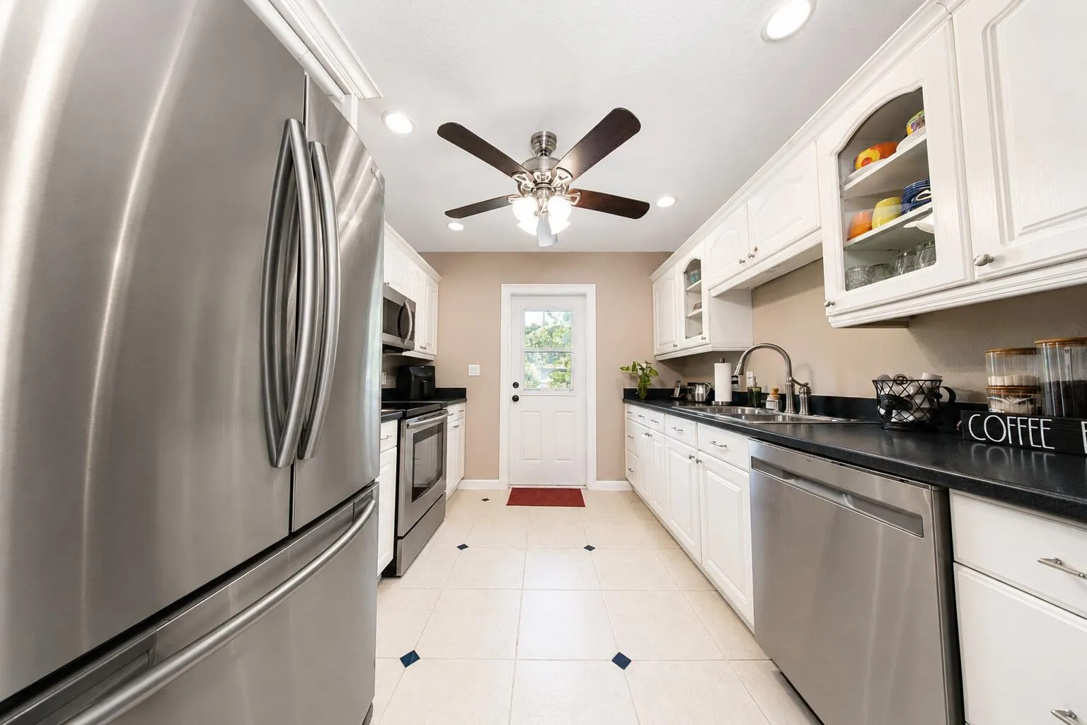Kitchen 1