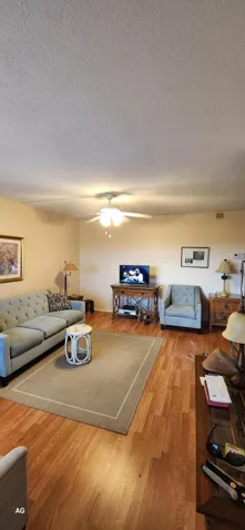 Living area2