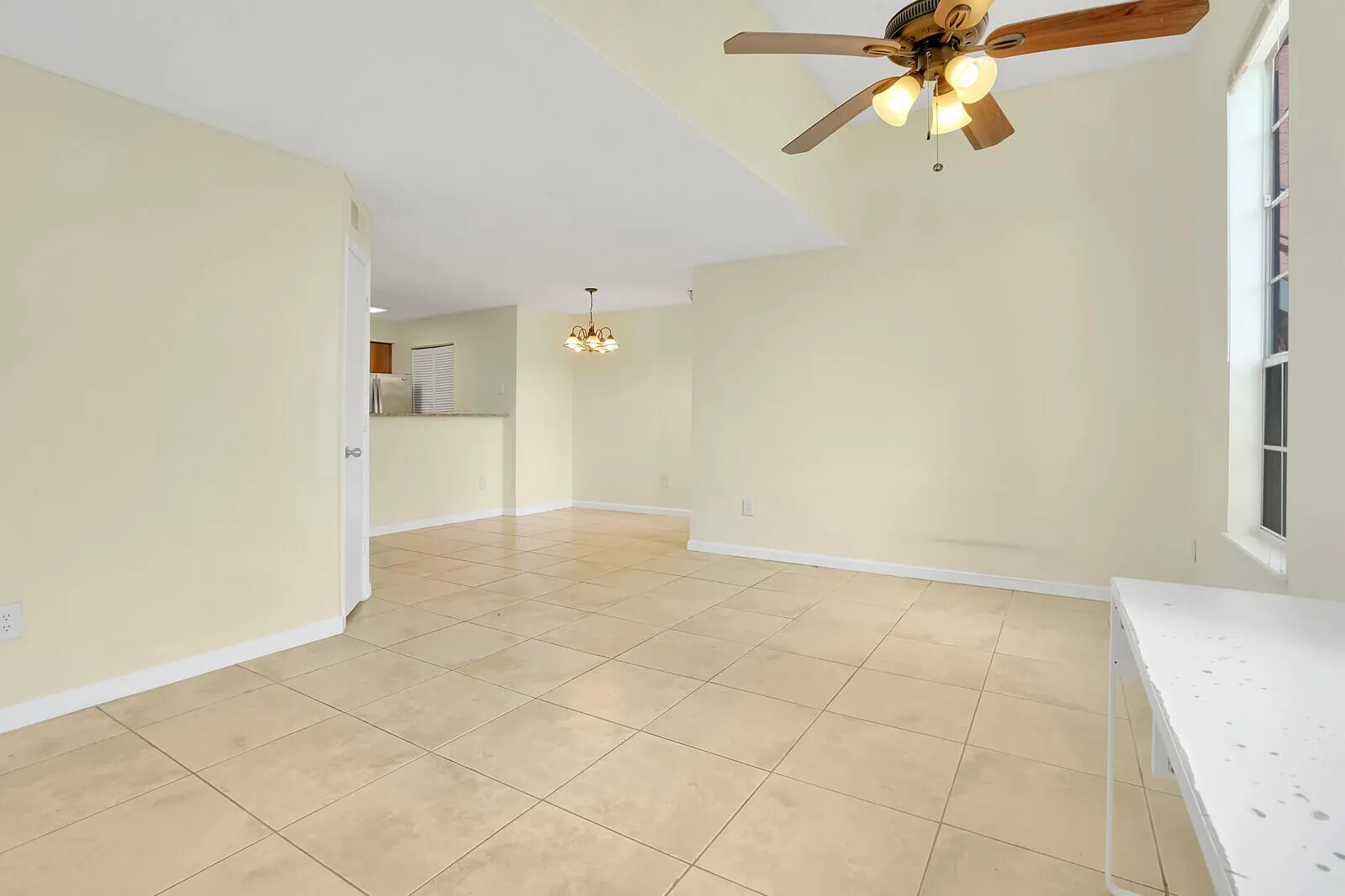 Living Room/Dining Room