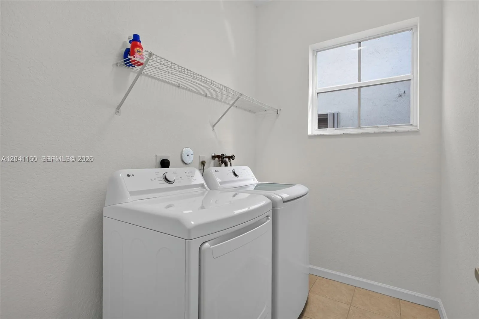 Newer Samsung appliances.