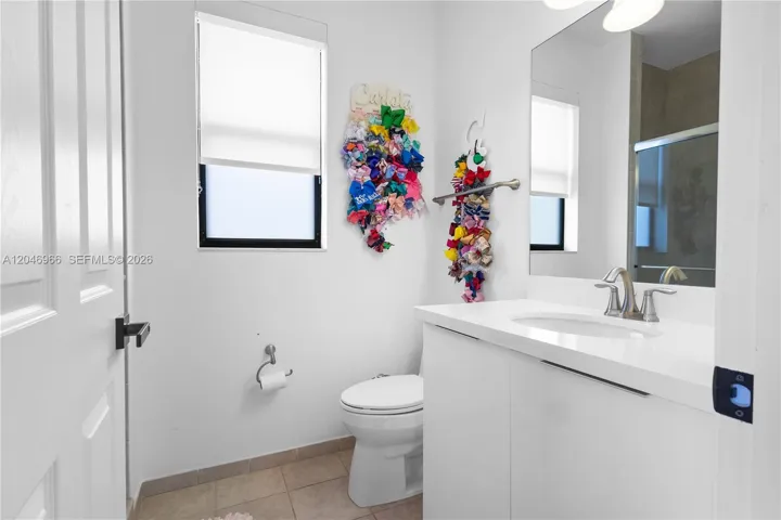 Bathroom #4