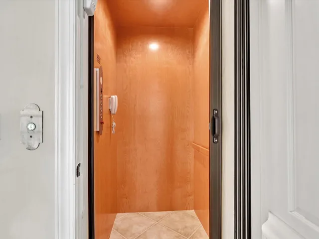 Elevator