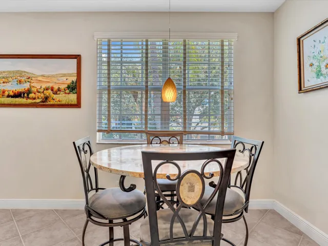 Breakfast Nook