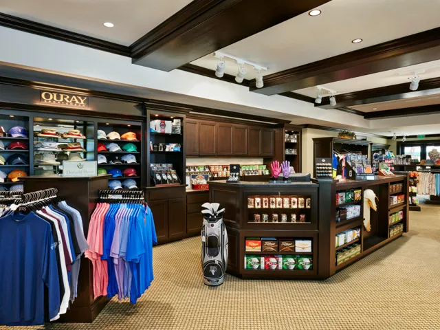 Ibis Golf Shop 01
