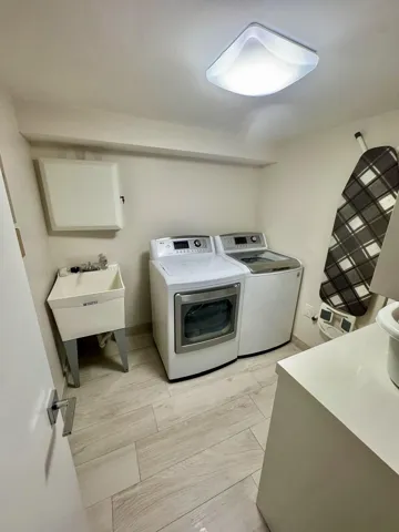 washer and dryer