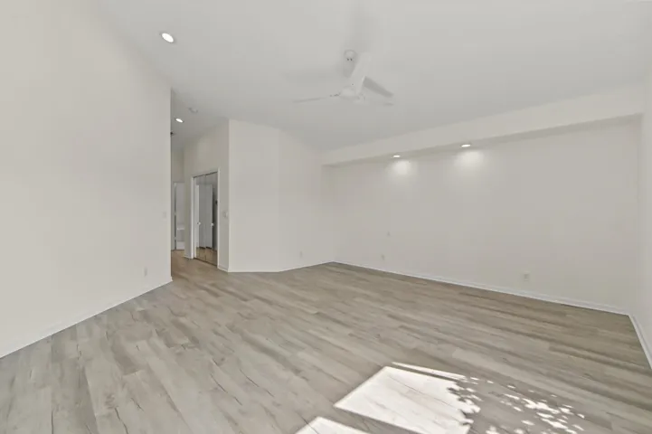 32 bedroom 03