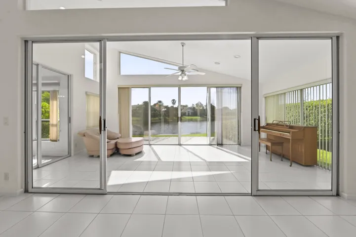 35 Patio 01