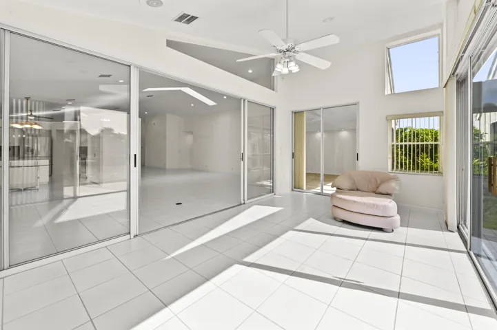 36 Patio 02