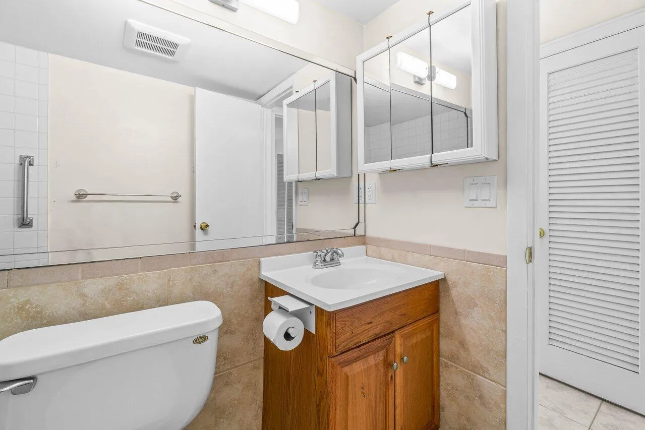 017-52KingswoodC-WestPalmBeach-FL-33417-