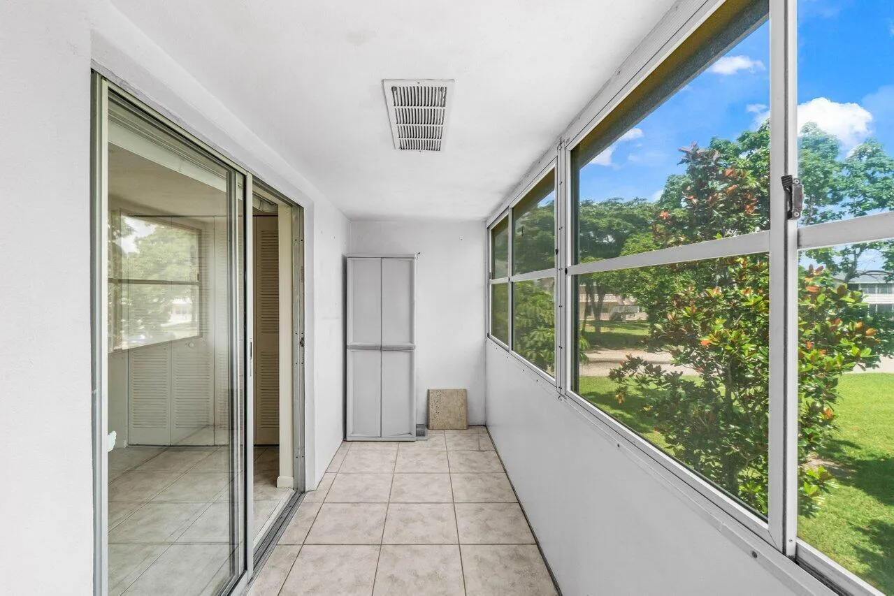 024-52KingswoodC-WestPalmBeach-FL-33417-