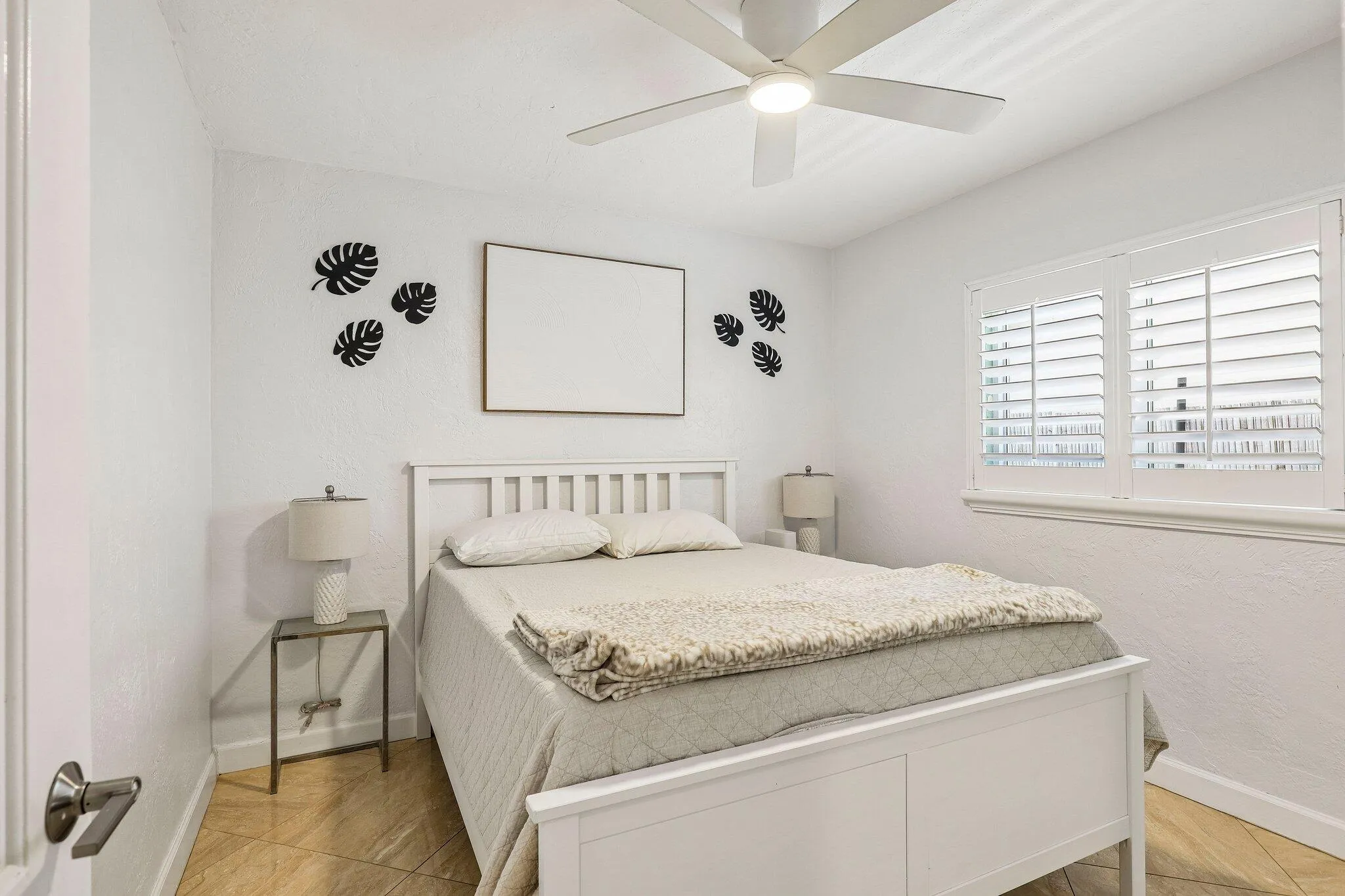 34-web-or-mls-SW 35th Ave-S3006-034