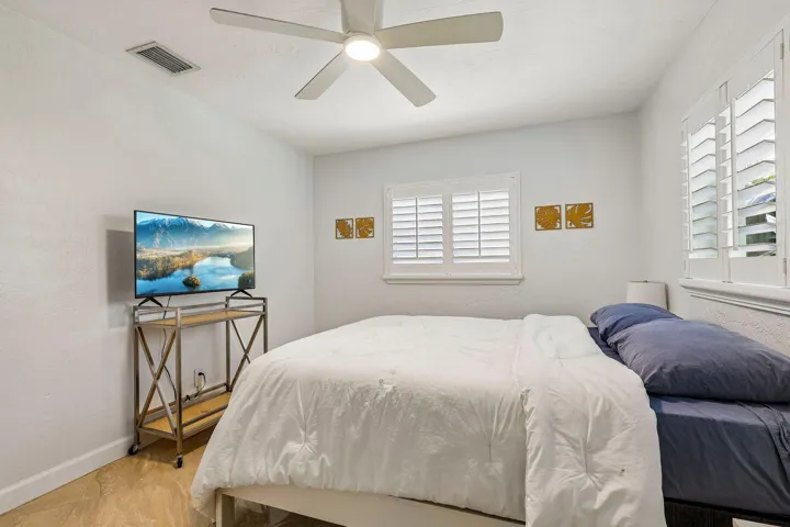 32-web-or-mls-SW 35th Ave-S3006-032
